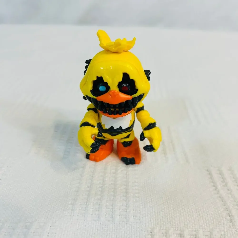 Five Nights at Freddies Ruined Chica Funko 2022 3.5